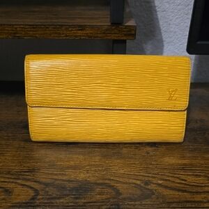 Louis Vuitton Epi Sarah Wallet